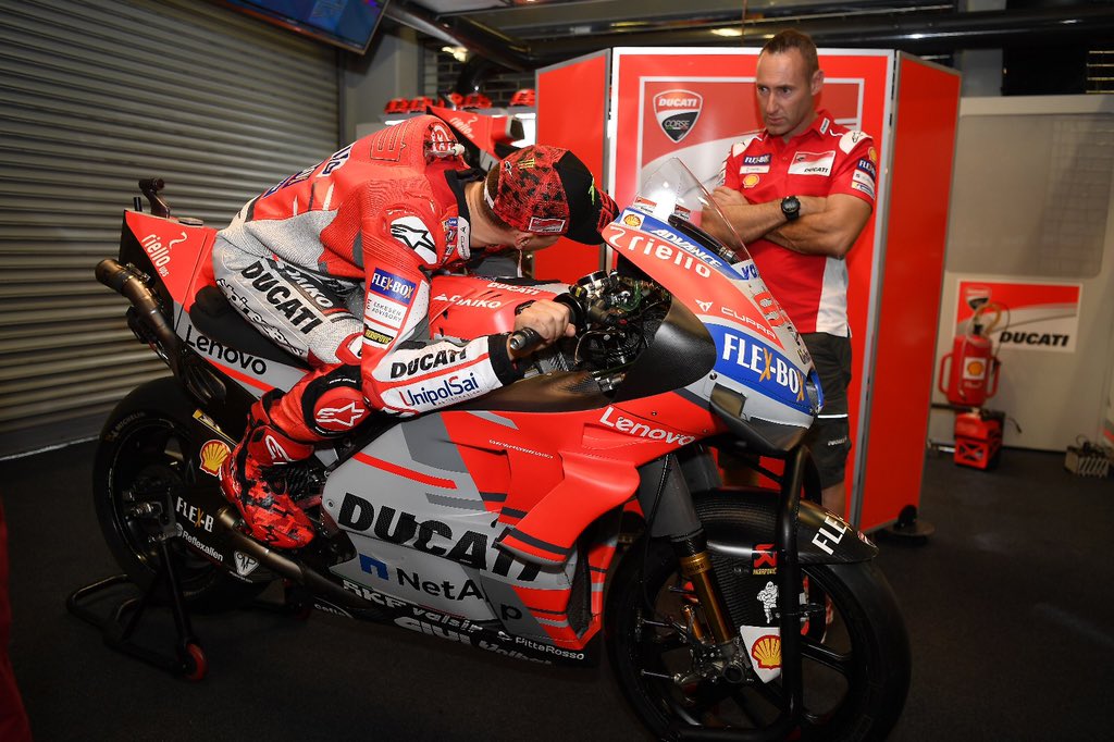 MotoGP, Jorge Lorenzo: “se em 14 dias a lesão não se recuperar, não vejo como poderia melhorar em seis dias na Austrália”.