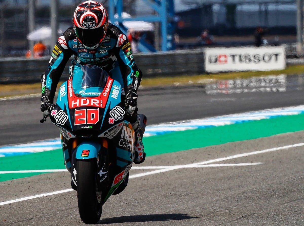 Grande Prêmio do Japão, Motegi, Corrida de Moto2: Quartararo mantém Bagnaia sob controle, que está fazendo um bom trabalho no campeonato.