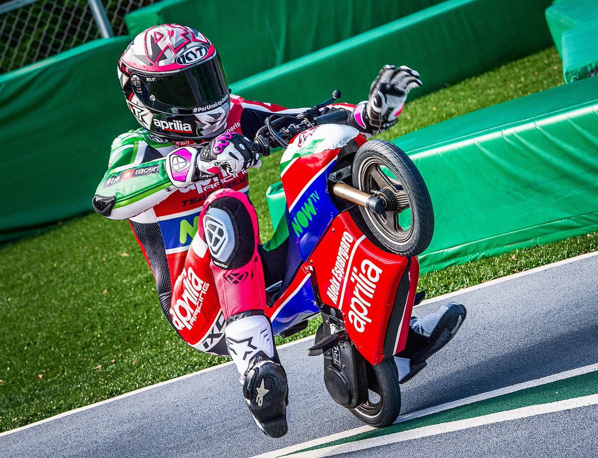 Japanese Grand Prix, Motegi, MotoGP J.1: Aleix Espargaró and the Aprilias celebrating!