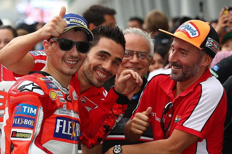 MotoGP Max Biaggi: « Il vaut toujours mieux avoir Lorenzo avec vous que contre vous »