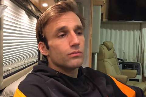 MotoGP : Johann Zarco donne ses impressions sur la KTM RC 16 devant la caméra de Michel Turco