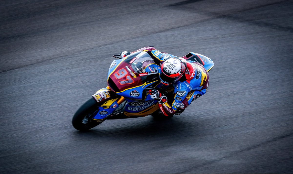 Argentina, Moto2, Qualificação: um ano depois, Virginie reaparece na pole position