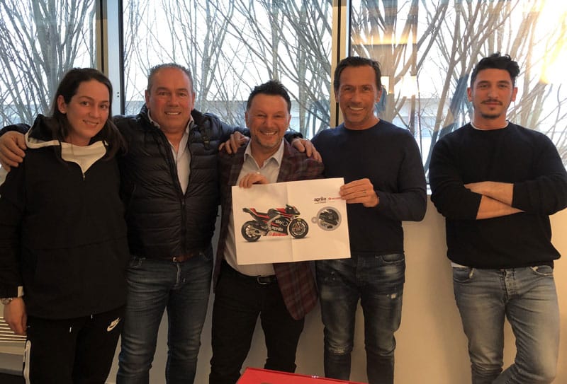 MotoGP Insolite : d’employé à sponsor d’Aprilia…