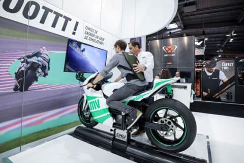 [Street] Bonne nouvelle : Le simulateur AMV sera présent aux 24 Heures Motos, à la Sunday Ride Classic et au GP de France !