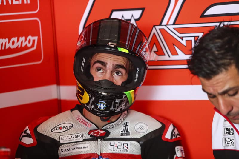 Moto2: Rupture of the scaphoid for Stefano Manzi. Gabrielle Ruiu will replace him in Austin.