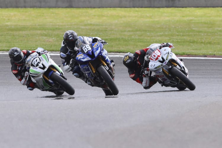 [FSBK] Championnat de France Superbike : Décollage immédiat à Lédenon