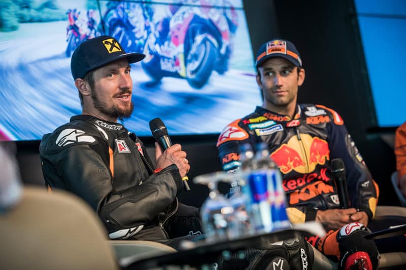 [Pessoas] Marcel Hirscher na bicicleta de Johann Zarco no Red Bull Ring