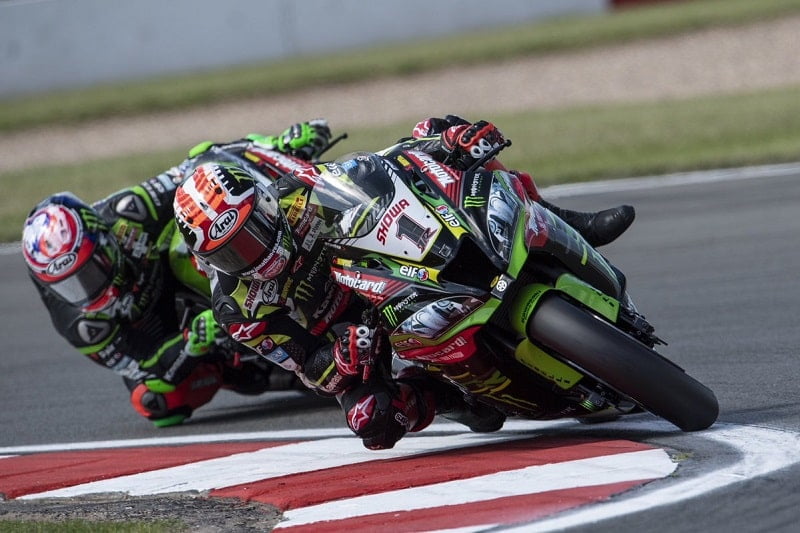 WSBK, Donington J2, Course 1 : Bautista chute, Rea nouveau leader du Championnat