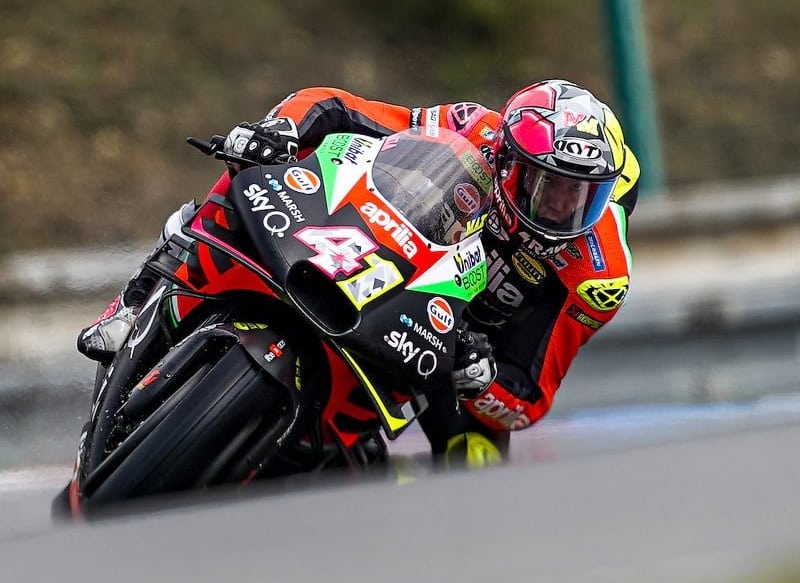 MotoGPアレイシ・エスパルガロ・アプリリア：「イアンノーネに勝つだけでは私には十分ではない」