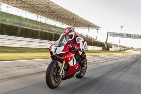 Endurance : Ducati se lance avec sa Panigale V4 R