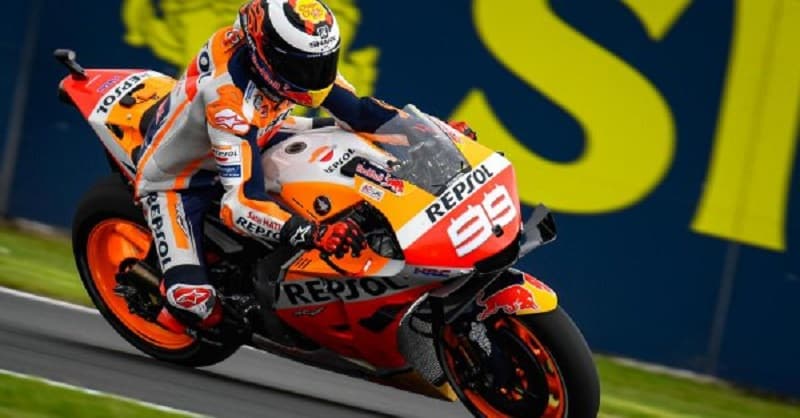MotoGP Grande Bretagne Silverstone J1 Jorge Lorenzo : « j’ai mal, j’espère courir dimanche »