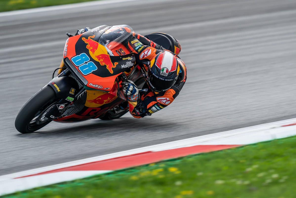 Moto2: Jorge Martín abandons the virtue of screws