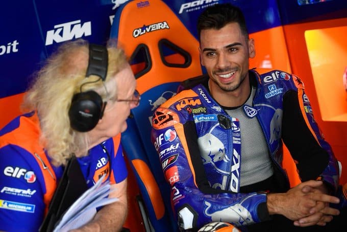 MotoGP : Miguel Oliveira, star au Portugal, modeste dans la vie... Et fan de Rossi !