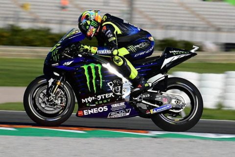 Teste de MotoGP em Valência: Valentino Rossi encontra novos jovens