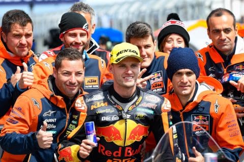 Moto2 Valence J3 : Brad Binder (KTM/1) quitte la KTM en Moto2 pour la retrouver en MotoGP