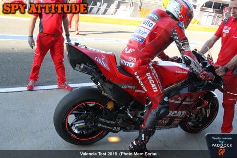 « Spy Attitude » MotoGP : Lasers et projecteur pour la Ducati
