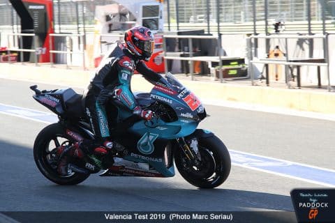 MotoGPバレンシアテストJ1：クアルタラロ（ヤマハ）がカーボンスイングアームを発見