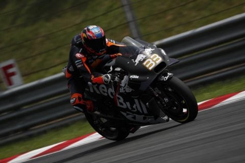 Tests de Sepang, Mike Leitner (KTM) : « Brad Binder a beaucoup d'ambition et peut maintenant imaginer ce qui l'attend en MotoGP »