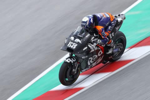 MotoGPテストセパンJ1：レッドブルKTMテック3はセパンで作業を継続