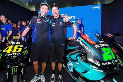 MotoGP：バレンティーノ・ロッシはペトロナス・ヤマハSRTチームにとって毒杯となるだろうか？