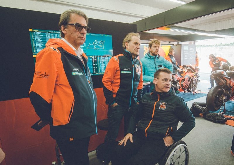 MotoGP Brno : Stefan Pierer patron de KTM peut être fier du cadre tubulaire et des WP