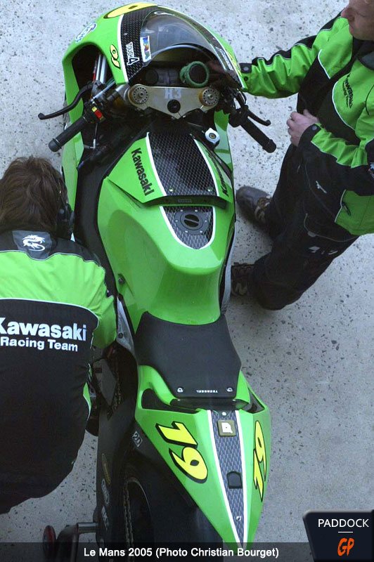 なぜカワサキはMotoGPに戻らないのでしょうか？その答えも歴史の