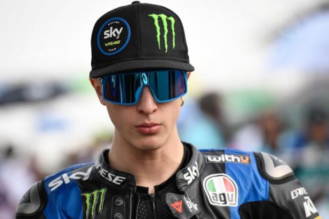 MotoGP チェレスティーノ・ヴィエッティ：「2015 年はすべてのバレンティーノ・ロッシファンにとって困難な年だった」