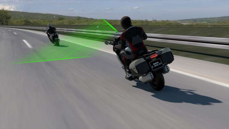 [Street] BMW Motorrad: new adaptive cruise control