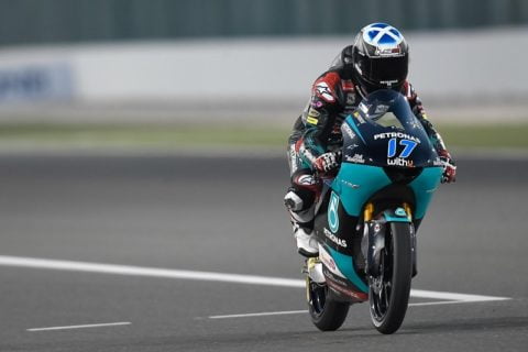 Teste de Moto3 Jerez FP1: vantagem matinal para John McPhee