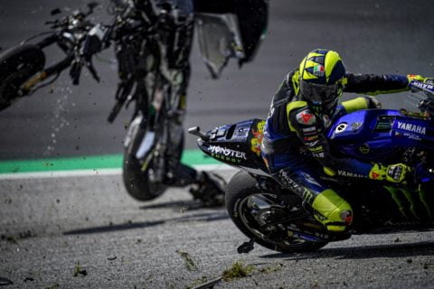 MotoGP : Valentino Rossi persiste et signe sur Johann Zarco après l’accident avec Morbidelli