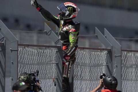WSBK Portimão Course 2 : Jonathan Rea fait le triplé et revient en tête du championnat du monde