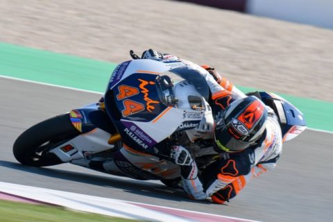 Aquecimento Moto2 Misano1: Aron Canet junta-se à dança