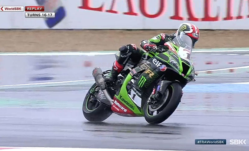 WSBK Superbike Magny-Cours FP1: Jonathan Rea laughs in the rain!