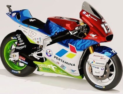 Moto2 : l'équipe ONEXOX TKKR SAG (Stop and Go) change de couleurs et devient Pertamina Mandalika SAG