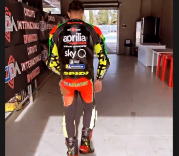 Andrea Iannone gets back on the track...