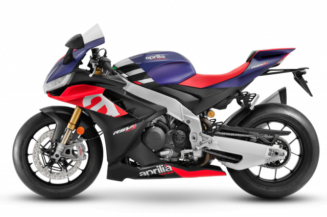 A Aprilia trabalhou bem em um RSV4 praticamente novo...