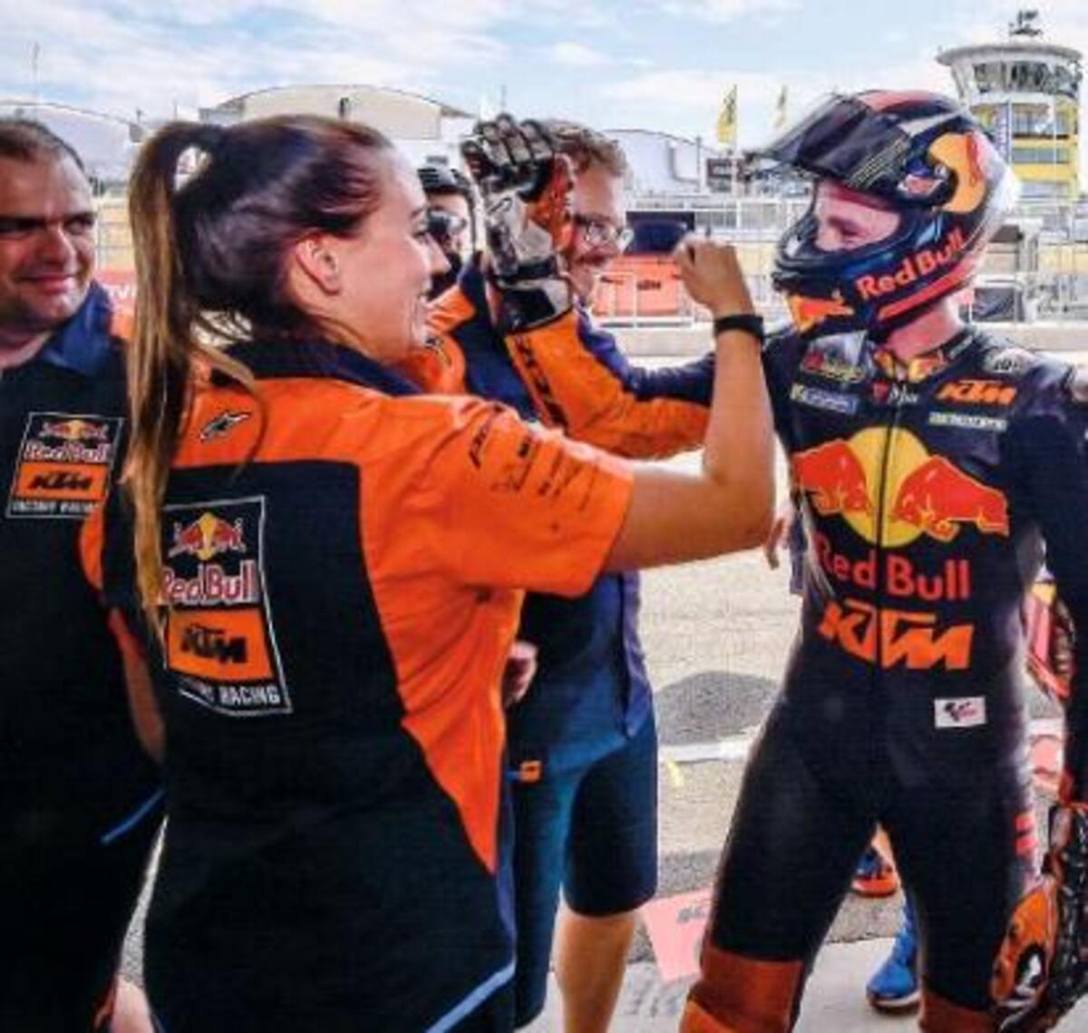 Pol Espargaró teria um antigo aliado no campo adversário de Marc Márquez...