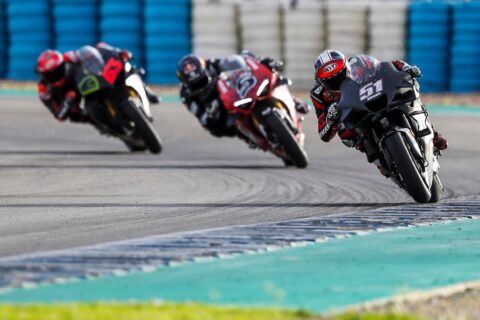MotoGP: Ducati Panigale V4S は GP21 とほぼ同じ速さです。