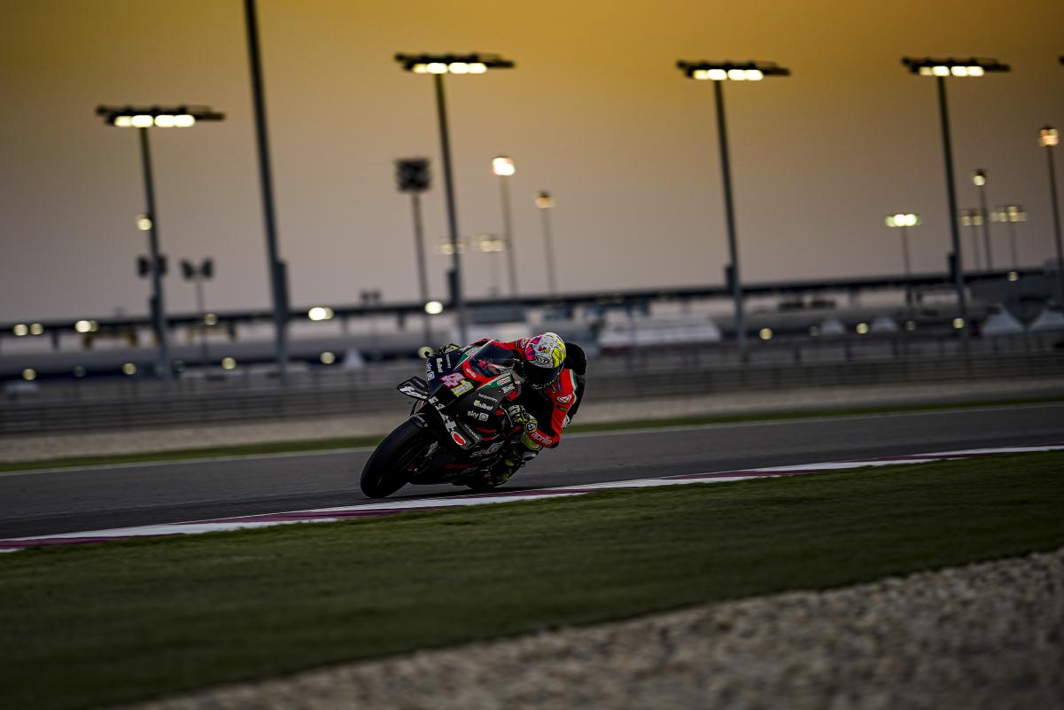 MotoGP Qatar 1 J1 Aleix Espargaró (Aprilia/8) : « j’ai parlé à Dovi et lui ai également envoyé un texto »