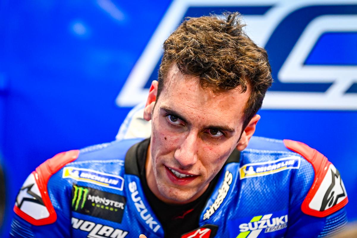 Rins remains united with his team.