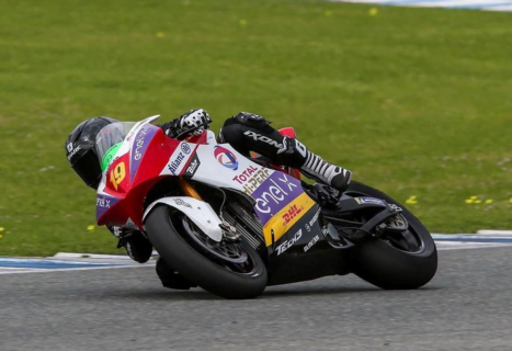 Perolari and Tech3 ring the charge in MotoE.