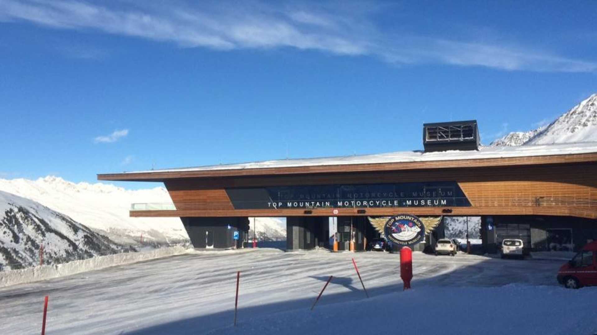 [Street] Après avoir été détruit par un incendie, le Top Mountain Motorcycle Museum rouvrira cet hiver