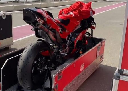 MotoGP Qatar : Premières photos et vidéo des Ducati GP21 en robe de course