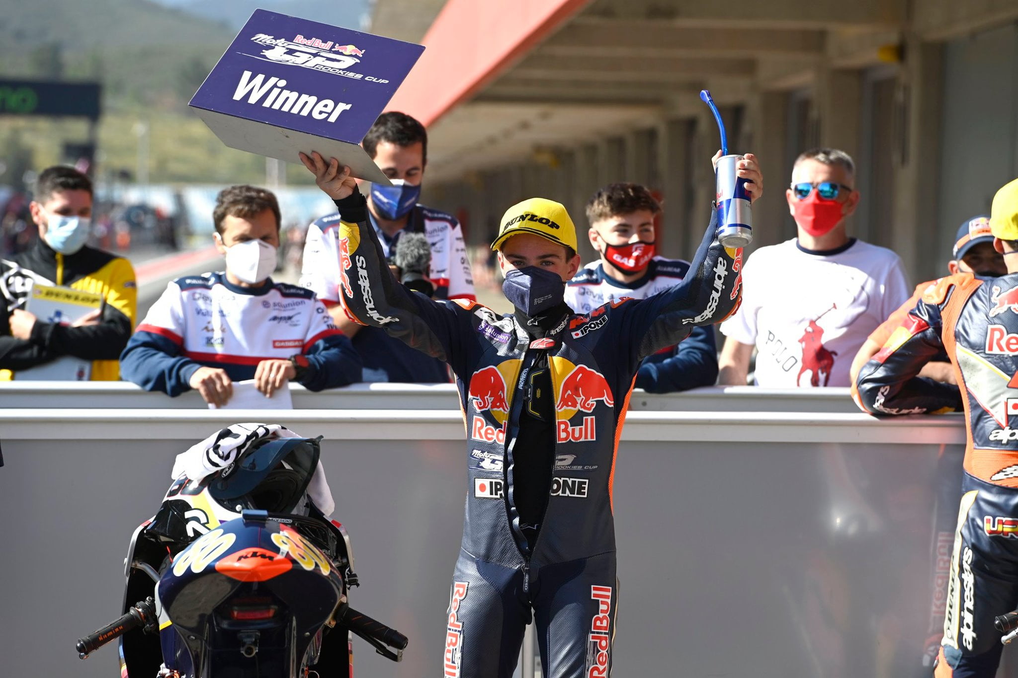 Red Bull MotoGP Rookies Cup 2021 : David Alonso s’offre le doublé pour la première à Portimão !