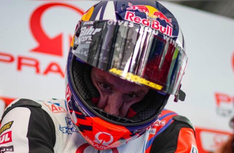 MotoGP : Freddie Spencer s’en va, Simon Crafar arrive