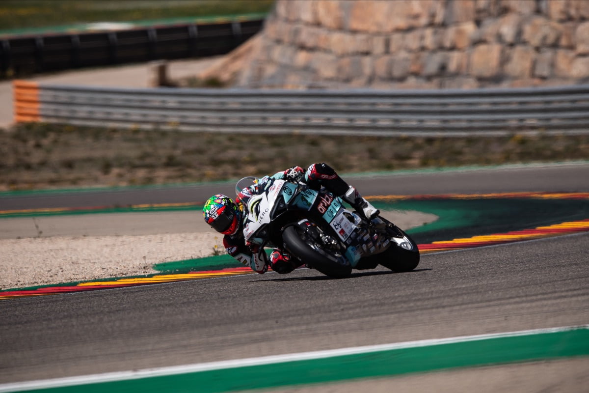 WSBK Superbike Aragón FP2: E Davies se lembrou de todos com carinho