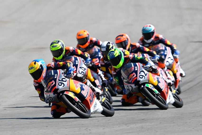 Red Bull MotoGP Rookies Cup, J3: Daniel Holgado takes his revenge!