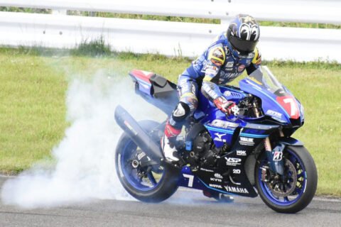 All Japan Superbike Sugo: 5 de 5 para Katsuyuki Nakasuga e Yamaha! (Vídeo)
