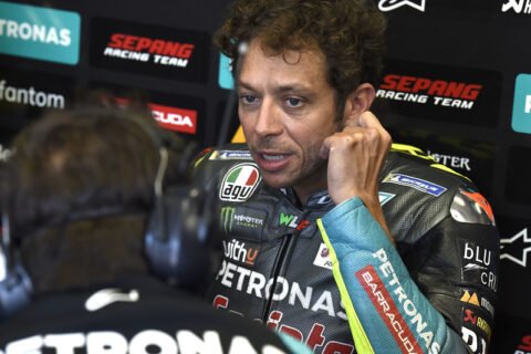 MotoGP Styrie J1 Débriefing Valentino Rossi (Yamaha/16) : « Je n'avais rien dit aux autres pilotes de l'Academy », etc. (Intégralité)