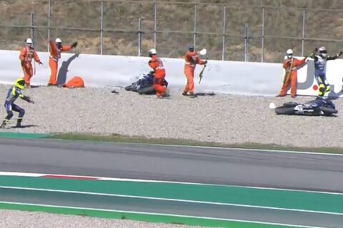 WSBK Supersport Barcelone : Panique en FP1, une Marshal percutée par une moto...